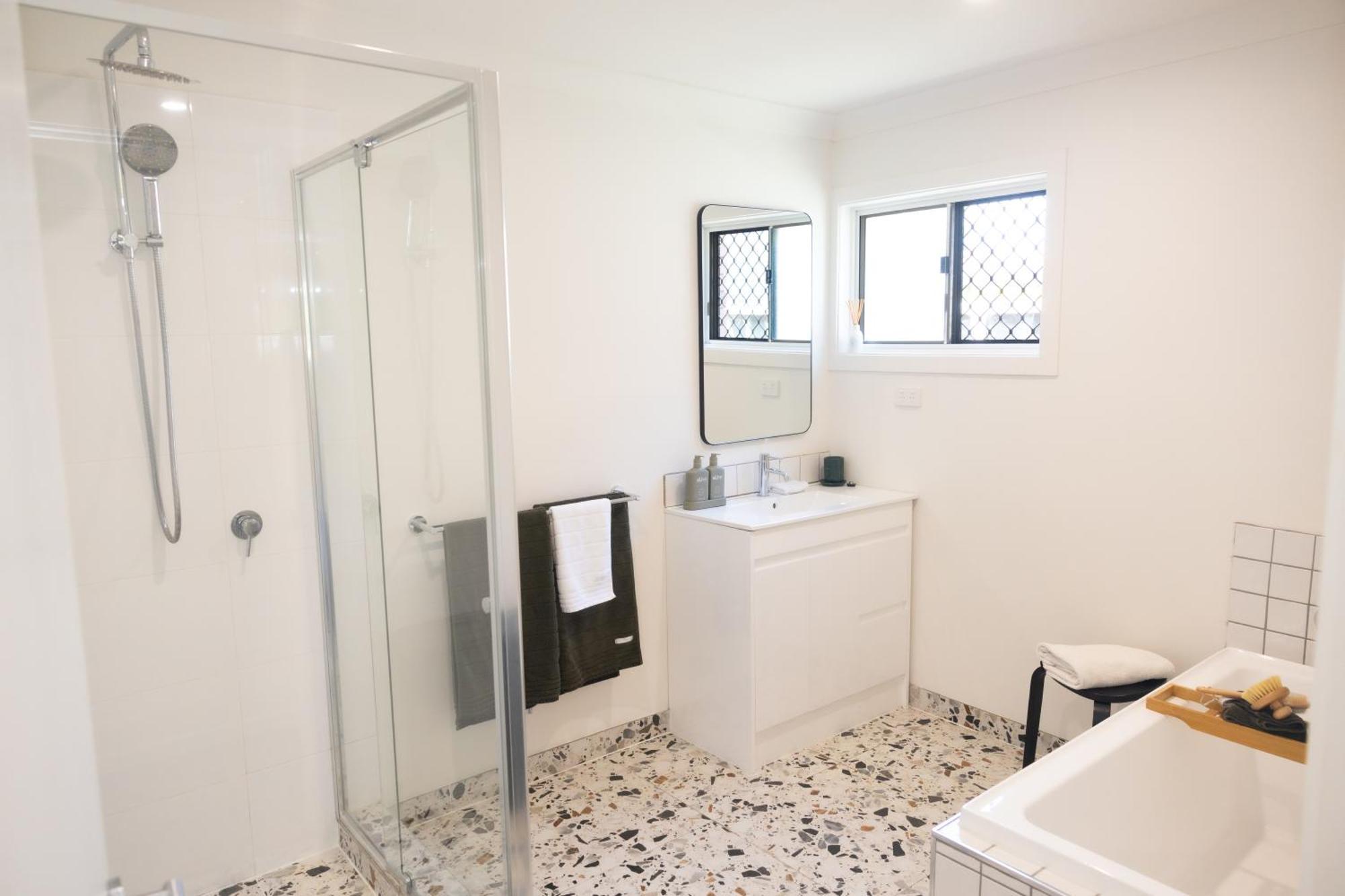 Comfortable Beach Home Scarborough Luaran gambar